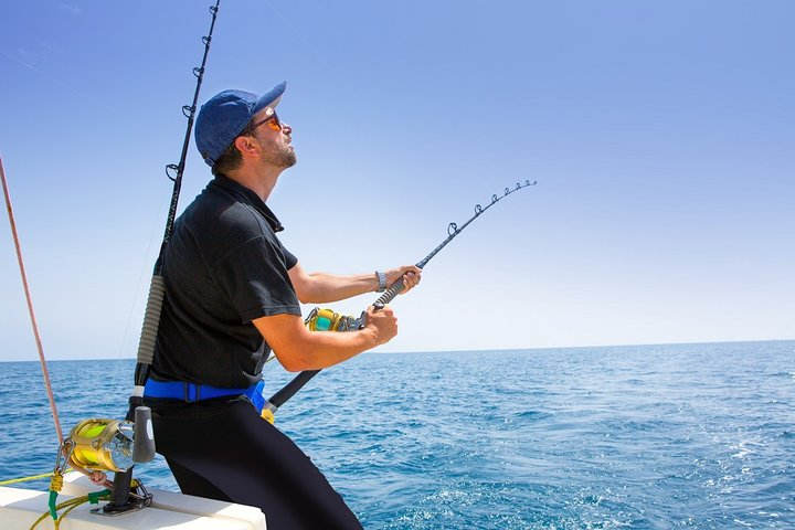 Sport fishing half day tour from San Jose